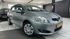 Grijs Gebruikt 2010 Toyota Auris Hatchback | € 5.350 (Eerlijke prijs)