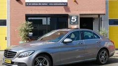 Grijs, metallic lak Gebruikt 2015 Mercedes C180 Prestige Sedan | € 18.450 (Goede deal)