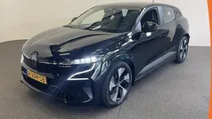 Zwart Gebruikt 2022 Renault Mégane Evolution Hatchback | € 21.890 (Super prijs)