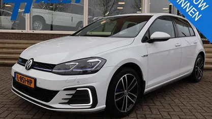 Occasion 2020 VW Golf VIII GTE Hatchback | € 19.945 (Super prijs)