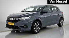 Gebruikt 2024 Dacia Sandero Expression Hatchback | € 18.435 (Eerlijke prijs)