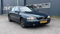 Gebruikt 2001 Volvo S60 Sedan | € 1.950 (Eerlijke prijs)