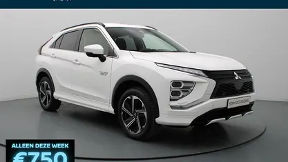 Wit Gebruikt 2023 Mitsubishi Eclipse Cross Intense+ SUV | € 24.990 (Eerlijke prijs)
