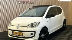 Wit Gebruikt 2013 VW up! Groove Hatchback | € 7.740 (Eerlijke prijs)
