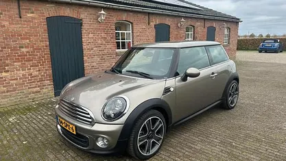 Grijs Gebruikt 2011 Mini ONE Hatchback | € 3.900 (Eerlijke prijs)