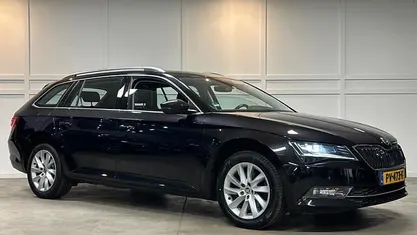 Occasion Skoda Superb Business Line 120 PK (88 kW) 2017 Zwart Stationwagen