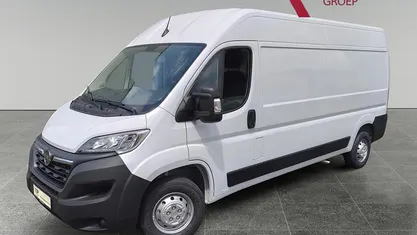 Wit Gebruikt 2024 Opel Movano Van | € 26.945 (Super prijs)