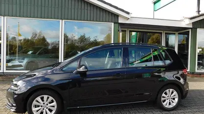 Occasion 2019 VW Golf Sportsvan MPV | € 16.950 (Eerlijke prijs)