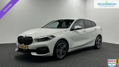 Occasion BMW 118 Executive 136 PK (100 kW) 2021 Wit Hatchback
