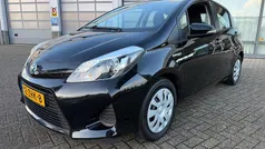 Gebruikt 2013 Toyota Yaris Hybrid Hatchback | € 10.490 (Eerlijke prijs)