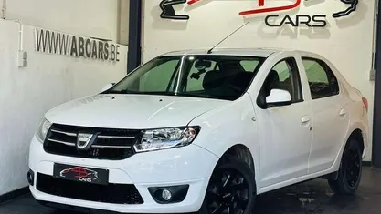 Wit Gebruikt 2013 Dacia Logan Sedan | € 5.990 (Eerlijke prijs)