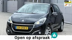 Zwart (metallic) Gebruikt 2018 Peugeot 208 Hatchback | € 6.499 (Goede deal)