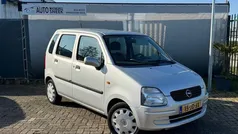 Grijs Gebruikt 2002 Opel Agila Comfort Hatchback | € 999 (Eerlijke prijs)
