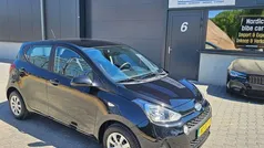 Zwart Gebruikt 2017 Hyundai i10 GO! Hatchback | € 6.450 (Goede deal)