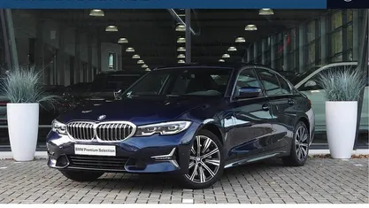 Occasion BMW 330e Executive 292 PK (214 kW) 2021 Blauw Sedan