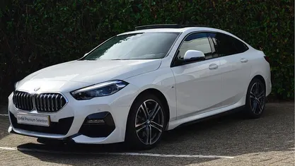 Wit Gebruikt 2024 BMW 220 Comfort Edition Coupé | € 36.800 (Eerlijke prijs)