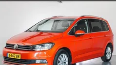 Oranje, metallic lak Gebruikt 2017 VW Touran Highline MPV | € 18.900 (Eerlijke prijs)