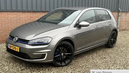 Grijs Occasion 2015 VW Golf VII GTE Hatchback | € 11.495 (Eerlijke prijs)