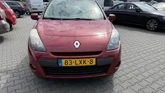 Rood Gebruikt 2010 Renault Clio II Business Hatchback | € 2.450 (Super prijs)