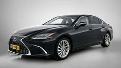Zwart Gebruikt 2019 Lexus ES300H Executive Line Sedan | € 38.945 (Eerlijke prijs)