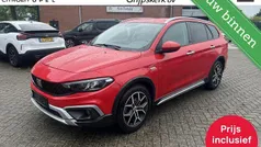 Rood Gebruikt 2022 Fiat Tipo Cross Stationwagen | € 18.500 (Eerlijke prijs)