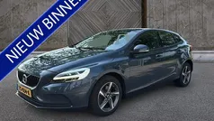 Gebruikt 2016 Volvo V40 Momentum Stationwagen | € 9.750 (Eerlijke prijs)