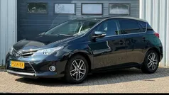 Grijs Gebruikt 2015 Toyota Auris Hatchback | € 8.950 (Super prijs)