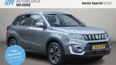 Grijs Gebruikt 2025 Suzuki Vitara Style SUV | € 27.440 (Eerlijke prijs)