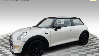 Occasion Mini Cooper Business 136 PK (100 kW) 2014 Wit Hatchback