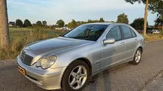 Gebruikt 2001 Mercedes C220 Elegance Sedan | € 1.800 (Eerlijke prijs)