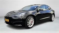 Zwart Gebruikt 2022 Tesla Model 3 Performance Sedan | € 32.950 (Eerlijke prijs)