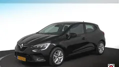 Zwart Gebruikt 2022 Renault Clio V Zen Hatchback | € 12.749 (Eerlijke prijs)