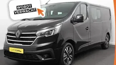 Zwart Gebruikt 2024 Renault Trafic Van | € 35.690 (Eerlijke prijs)