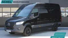 Zwart Gebruikt 2024 Mercedes Sprinter Van | € 39.950 (Eerlijke prijs)