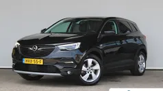 Zwart Gebruikt 2022 Opel Grandland X Ultimate SUV | € 26.395 (Eerlijke prijs)