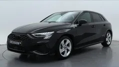 Zwart Gebruikt 2024 Audi A3 Sportback S-Line Hatchback | € 36.990 (Eerlijke prijs)