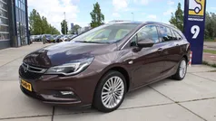 Bruin, metallic lak Gebruikt 2016 Opel Astra Innovation Stationwagen | € 10.946 (Eerlijke prijs)