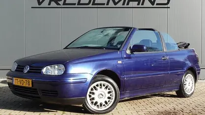 Blauw Occasion 1998 VW Golf III Highline Cabriolet | € 2.950 (Eerlijke prijs)