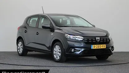 Occasion Dacia Sandero Essentiel 101 PK (74 kW) 2022 Grijs Hatchback
