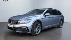 Grijs Gebruikt 2022 VW Passat Business Stationwagen | € 27.995 (Eerlijke prijs)