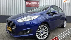 Blauw Gebruikt 2014 Ford Fiesta Titanium Hatchback | € 7.995 (Eerlijke prijs)