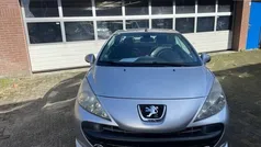 Grijs Gebruikt 2007 Peugeot 207 CC Cabriolet | € 4.250 (Eerlijke prijs)