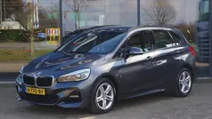 Grijs Gebruikt 2020 BMW 218 Executive Stationwagen | € 22.950 (Goede deal)