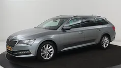 Grijs Gebruikt 2020 Skoda Superb Business Line Stationwagen | € 16.900 (Goede deal)