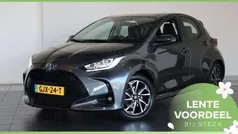 Grijs Gebruikt 2022 Toyota Yaris Hybrid Business Edition Hatchback | € 19.949 (Eerlijke prijs)