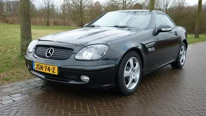 Zwart (metallic) Occasion 2001 Mercedes SLK230 Cabriolet | € 3.750 (Eerlijke prijs)