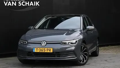 Gebruikt 2021 VW Golf VIII Hatchback | € 23.950 (Eerlijke prijs)