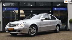 Grijs Gebruikt 2004 Mercedes E220 Elegance Sedan | € 3.790 (Eerlijke prijs)