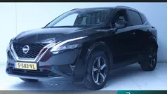 Zwart Gebruikt 2023 Nissan Qashqai N-Connecta SUV | € 26.040 (Eerlijke prijs)