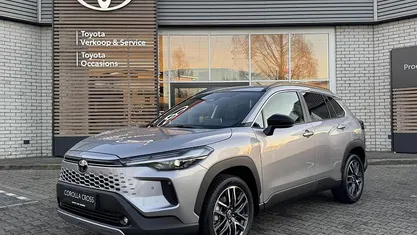 Occasion 2025 Toyota Corolla Cross SUV | € 43.190 (Eerlijke prijs)